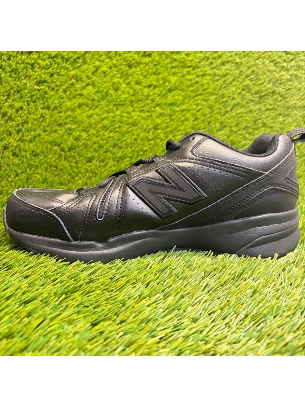 New Balance 608 V5 Womens Size 10D Black Walking Slip Resistant Shoes Sneakers - Picture 2 of 10